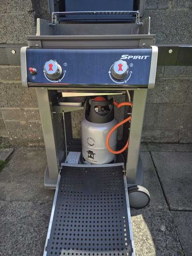 Weber Spirit E-210 Gas Bbq.