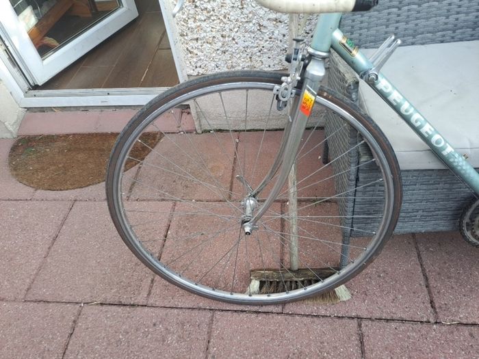 Vintage Puegeot 501 12 speed Racing Bike.