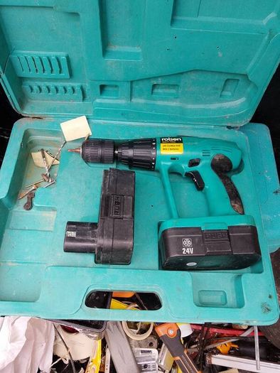 Battery drillfor parts or repair