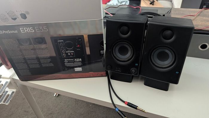 Monitor speakers Presonus Eris E3.5