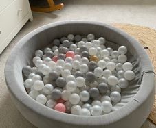 Ball pit
