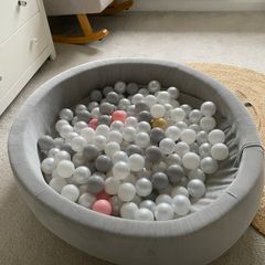 Ball pit