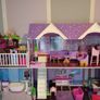 Barbie 4-story dollhouse Image 2