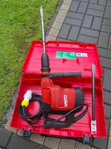 Hilti drill warranty 6-months/fully serviced