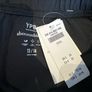 Abercrombie & Fitch boys shorts - age 12 Image 3