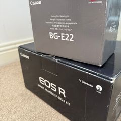 Canon eosR and battery grip