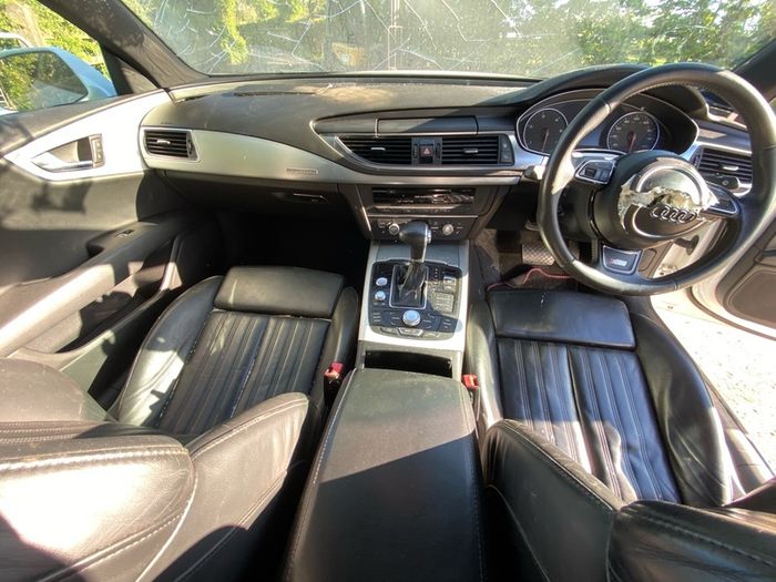 2011 AUDI A7 breaking for parts