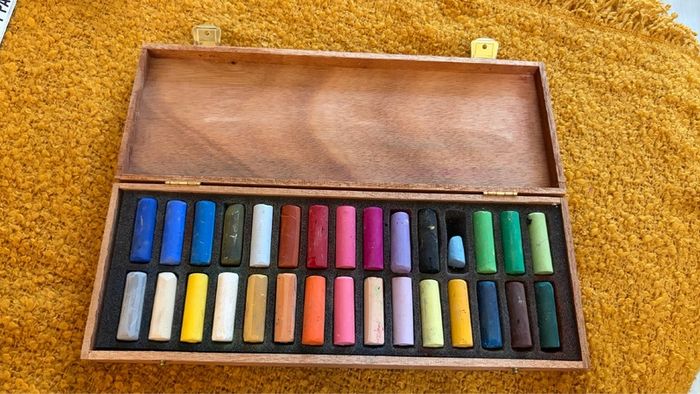 Rembrandt Artists Quality Extra Fine Soft Pastels by Talens