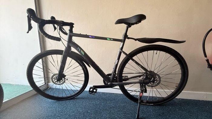 Boardman adventure gravel bike 8.9