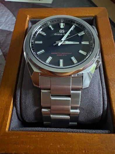 Grand Seiko SBGX343 Magnetic Resistant watch