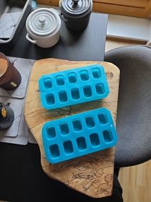 Ice cube trays