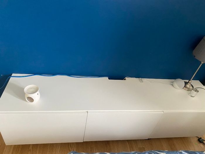 Tv unit