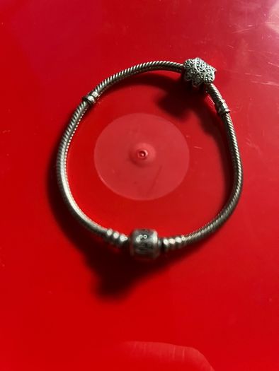 Pandora Moments Barrel Clasp Snake Chain Bracelet with silver Sparkling Paw Print Charm