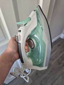 singer iron