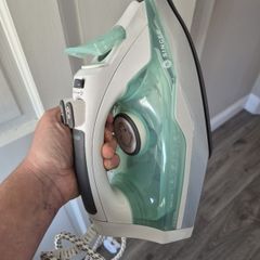 singer iron