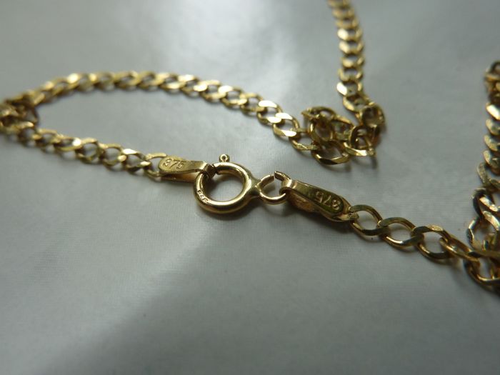 9ct Gold and Jade Pendant Necklace, Chinese Character Design, Italian 375 Chain