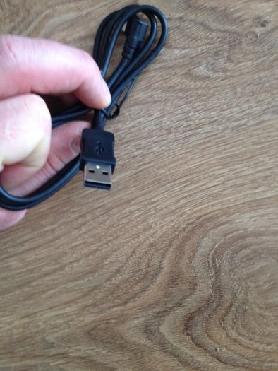Camera cable