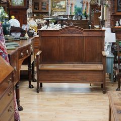Antique French Oak Hall Bench / Settle