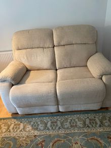 DFS 2 seater electric recliner as new