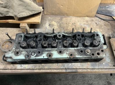 Land Rover Series cylinder head