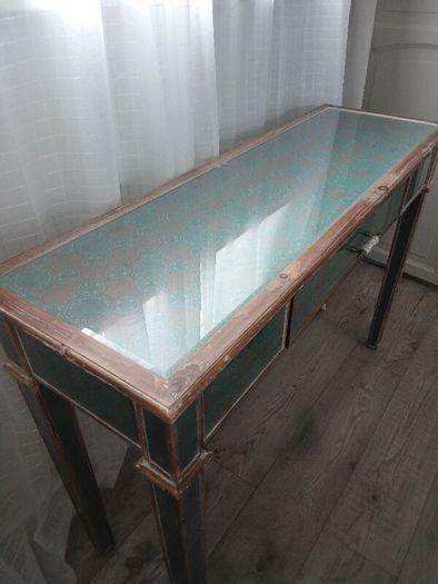 Console table