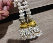 beautiful pearl bracelet