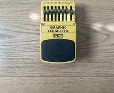 Behringer eq700