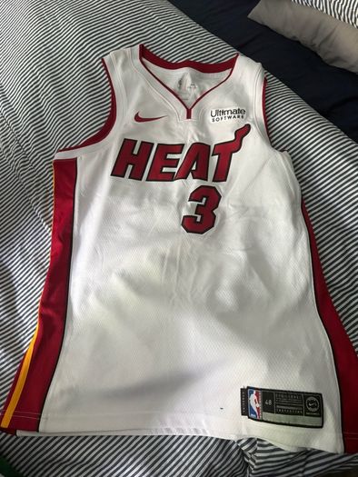 NBA jerseys and baseball jerseys