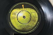 Wings vinyl single. Irish pressing