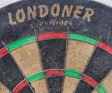 Londoner Wall Mounted Dart Board