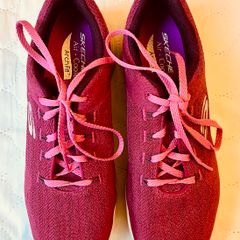 Skechers Arch Fit Ladies Trainers Size 7