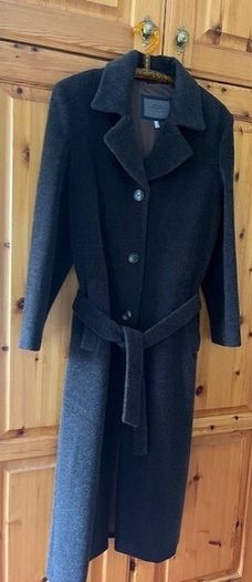 Apriori Long Virgin And Mohair Wool Coat- Luxury brand..  Elegant & Classic. Size Gb 12 / Medium.  Excellent Condition. Stunning.