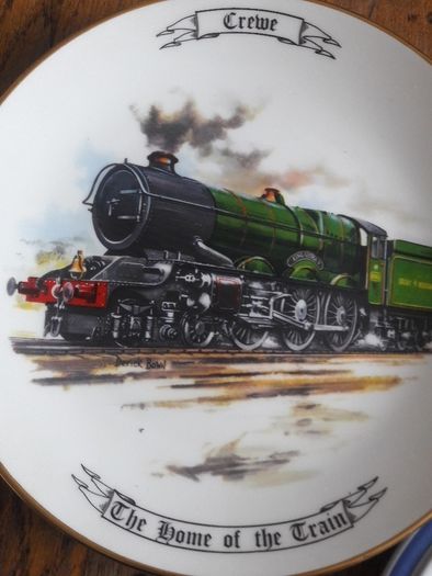 train memorbilia plates
