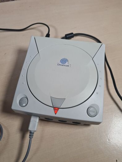 Sega Dreamcast Console With Green Controller Joypad Visual Memory Unit Vmu And Rumble Pack
