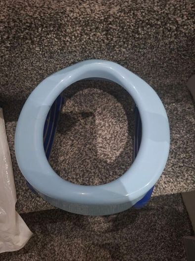 POTETTE Travel Potty & New Liners and Travel Potty