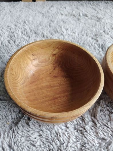 2x Retos Ltd vintage bowls
