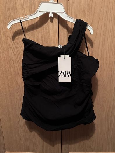 Zara Asymmetrical Top Brand new