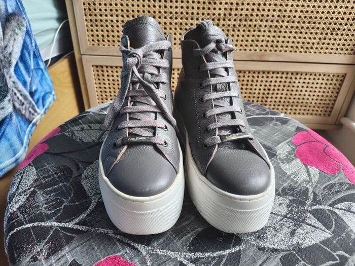 Carl Scarpa platform trainers