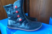 Camper boots