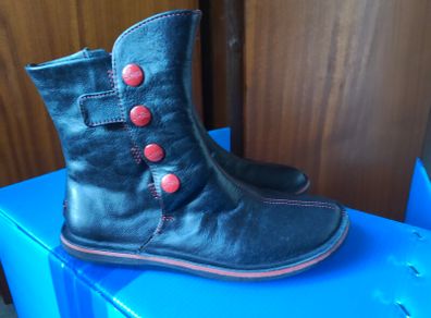 Camper boots