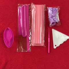 cake decorating tools