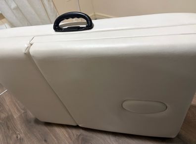 Massage bed