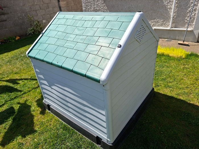 Very Large Kennel with Gate
