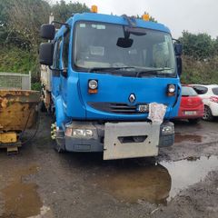 Renault Crew Cab