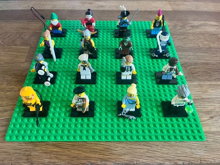 Premium LEGO Collectible Minifigure Master Collection (Series 1-11 + Team GB Olympics)