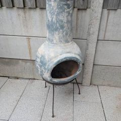 Chiminea and briquettes