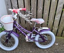 Raleigh kids girl bike 16 inch