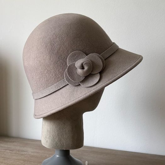 Cloche felt hat