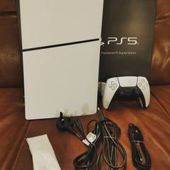 playstation 5 slim digital like new