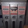 Vintage vending machine Image 4
